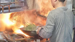 深水埗【強記大排擋】「Dai Pai Dong」超勁鑊氣小炒 #祺哥有料到真功夫 型！ Hong Kong's must-eat delicacies, super wok gas stir-fry!