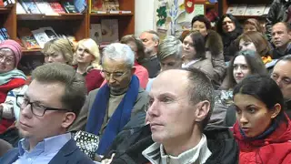 Олексій Бик у книгарні "Є" - Добровольці (Київ, 15.01.2016)