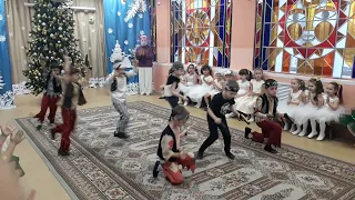 Танец "Разбойники"