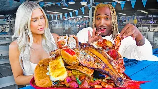 Giant 25 Pound SEAFOOD MOUNTAIN!! King Crab + Shrimp in Los Angeles