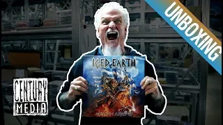 ICED EARTH - Jon Schaffer unboxes ALIVE IN ATHENS