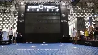 DOBBY无人机上海造物节编队表演