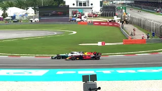 F1 Malaysian GP 2017 - Ricciardo Overtakes Bottas