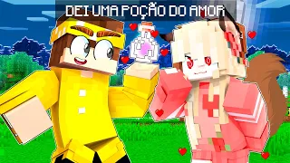 DEI UMA POÇÃO do AMOR PARA A MENINA LOBISOMEM ALFA no Minecraft ‹ Alex ›