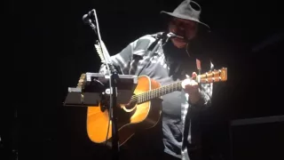 Neil Young - Heart Of Gold (HD) Live In Paris 2016