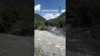 Two rivers that don’t mix. Truly a nature’s wonder 🇬🇪 #travel #travelvlog #georgia #nature #europe