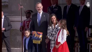 Los Reyes presiden el acto central conmemorativo del bicentenario de la Policía Nacional