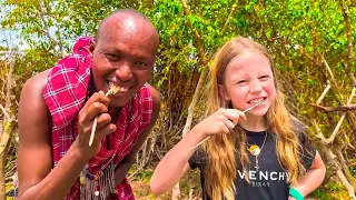 Nastya und Papa reisen mit ihrer Familie nach Afrika