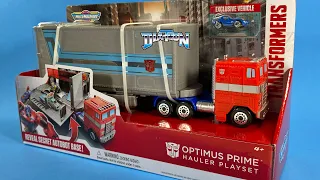 DIA-REVIEW MICROMACHINES OPTIMUS PRIME HAULER PLAYSET