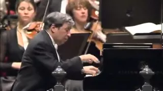 Murray Perahia plays, Schumann Piano Concerto in A minor Op.54