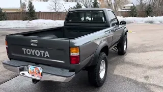 1990 Toyota Pickup DLX Walk Around