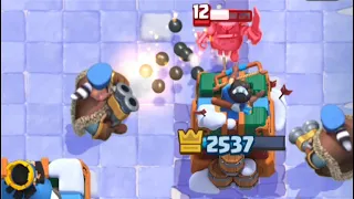 DOUBLE HUNTER vs MINI PEKKA 4k60fps