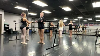 Ballet class ( beginners) JDI company California