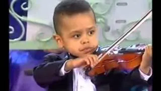 Andre Rieu _ 3 year old violinist, Akim Camara 2005