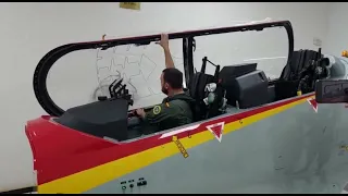 Los pilotos de la Academia General del Aire ya aprenden con el nuevo avión de entrenamiento