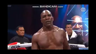 Evander Holyfield knocked out 1st round