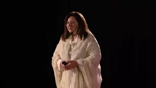 Permitido reir, estamos en clase. | Mónica Guitart Coria | TEDxPaseoAlameda