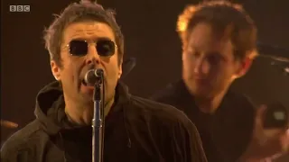 Live Forever And Wonderwall Liam Gallagher Live At TRNSMT 2018