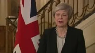 May says Juncker meeting was 'constructive'