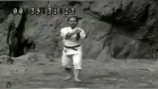 Takashi (Kei) Miyagi hijo de Chojun Miyagi Sensei Kata Sepai