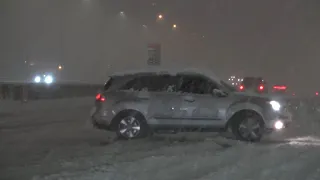 Denver, CO Interstate 70 Chaos With Wrecks, Slide Offs and Heavy Snow - 12/28/2022