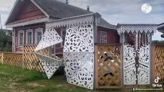 Жители Тверской области России создали сказочные ворота