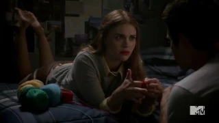 Stiles and Lydia: Red String Scene (Teen Wolf - 3x15)