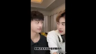 (SUB) What kind of boy that you prefer? [Gay couple]