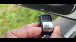 Mercedes Benz Driver Side Trunk Switch that is Defective । Wayne A. Robertson