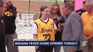 Fans come out to watch Caitlin Clark make home debut with Indiana Fever