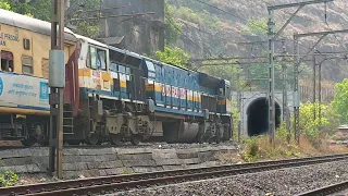 Jet Engine Sound WDP4D roars with Koyna Express in Bhor Ghat