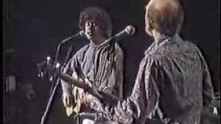 Pete Seeger and Arlo Guthrie - Midnight Special