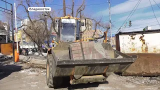 Во Владивостоке снесли незаконные ларьки