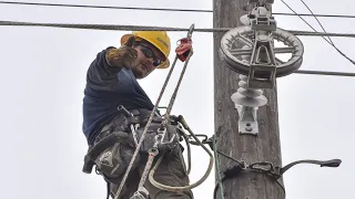 How Does a Lineman Climb a Pole?