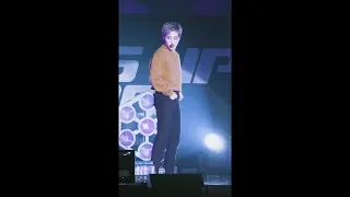 [#XIUMIN Focus] EXO 엑소 '닿은 순간 (Ooh La La La)' @COMEBACK SHOWCASE