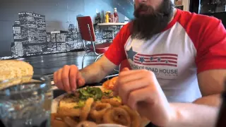 UK GIANT BURGER CHALLENGE: Lawrence Light Lunch Challenge @ Huckleberry's Diner