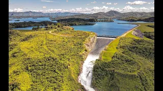 Vertedero de la Represa El Peñol - Guatapé