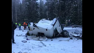 Кабину грузовика оторвало, а водитель погиб: ДТП с Тягачом в Ленобласти - 20.01.2022