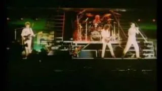 Queen - I Want to break free(Live @ Népstadion, Budapest) [HQ]