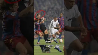 R9’s revenge on the referee 😈