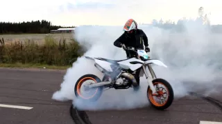 Supermoto Catches On Fire II TooReckless