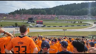 Het Wilhelmus klinkt voor Max Verstappen bij de Grand Prix van Oostenrijk