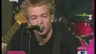 Sum 41 MTV New Year's Eve 2002 - In Too Deep and Fat Lip