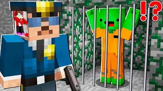 How JJ Control Policeman MIND to SAVE Mikey from PRISON ? in Minecraft  - (Maizen)