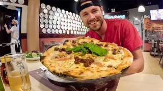 I found the BEST pizza in the Philippines 🇵🇭