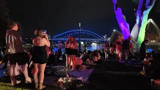 (4K) DJI Osmo Pocket 3 Walk | The Sleepover Club. NYE 2023-2024 @ Bennelong Lawn, Sydney, Australia.