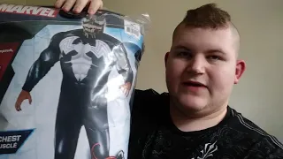 Venom Costume Unboxing