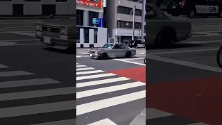 Random Tokyo afternoon 🥰 #hakosuka #kpgc10 #skyline #gtr #triplecarbs #datsun #gtr #japan #tokyo #a1