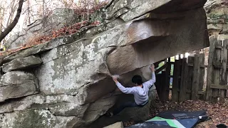 LRC/Stone Fort Bouldering - Tennessee Thong V7