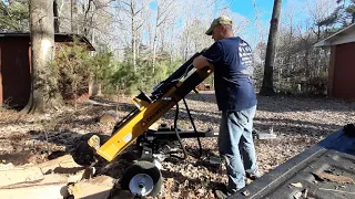 Can the Countyline 25 ton log splitter split these big logs?